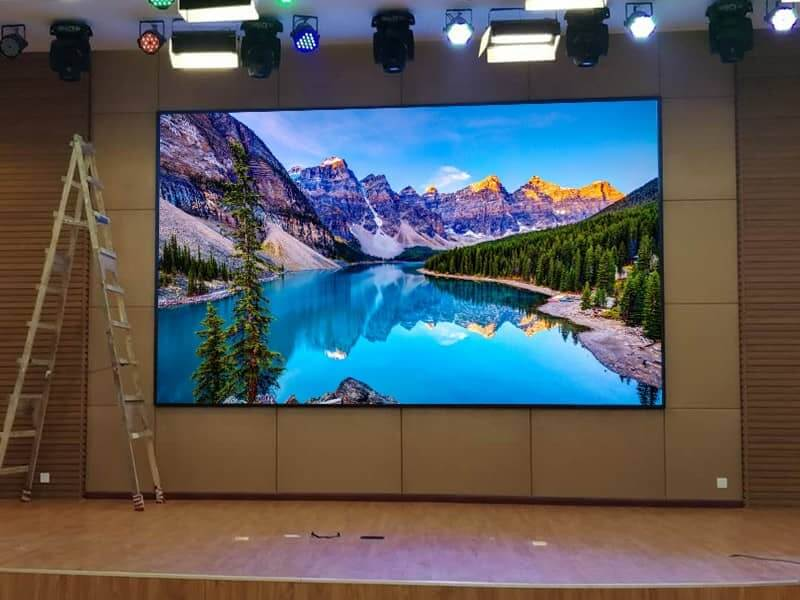 Nội dung hiển thị là yếu tố cần lưu ý khi chọn kích thước màn LED