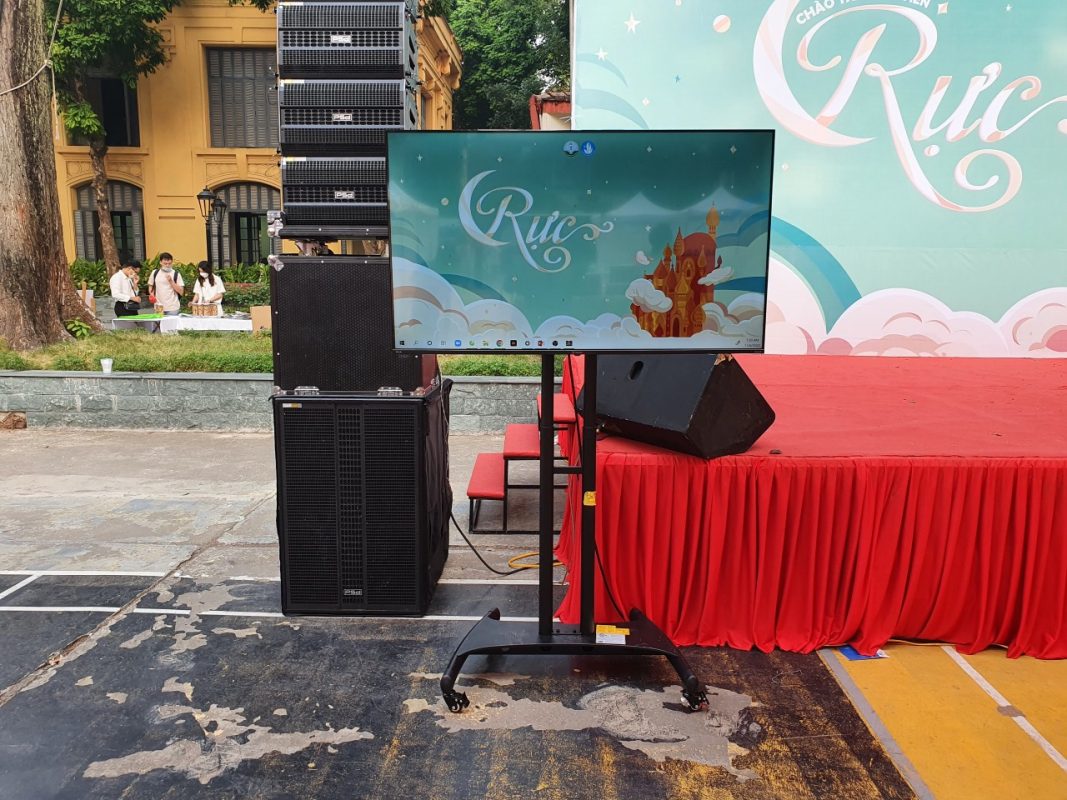 Có nhiều sự kiện nên sử dụng dịch vụ cho thuê tivi phục vụ event