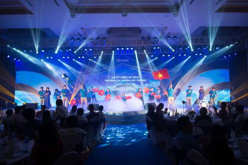 Lễ Kỷ Niệm 25 năm Thành Lập Nhôm Đô Thành Lễ Kỷ Niệm 25 năm Thành Lập Nhôm Đô Thành