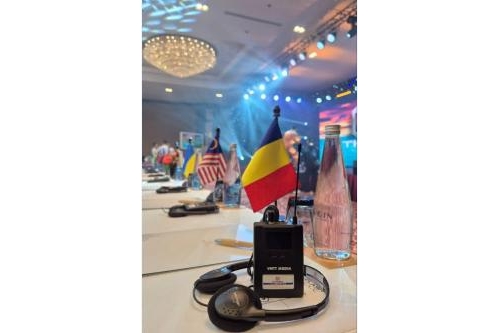 Cho Thuê Tai Nghe Phiên Dịch Cho Thuê Tai Nghe Phiên Dịch